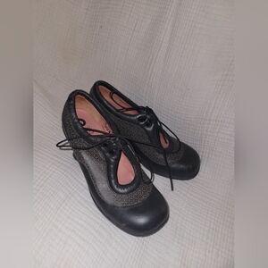 John Fluevog Womens Shoes